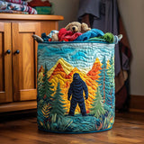 Cesto de Ropa Acolchado – Sasquatch de las Montañas (con asas)